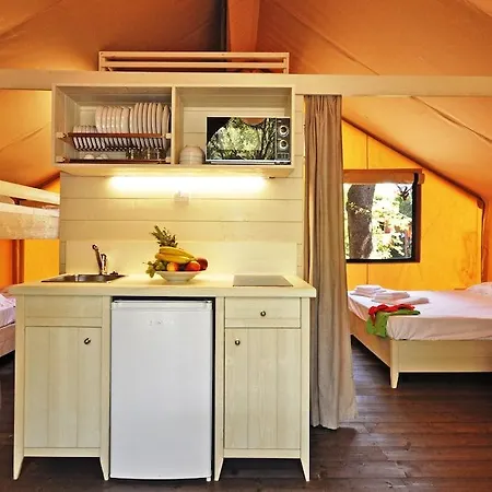 Paradu Ecovillage & Resort Resort