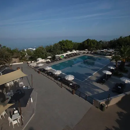 Resort Paradu Ecovillage & Resort 3*