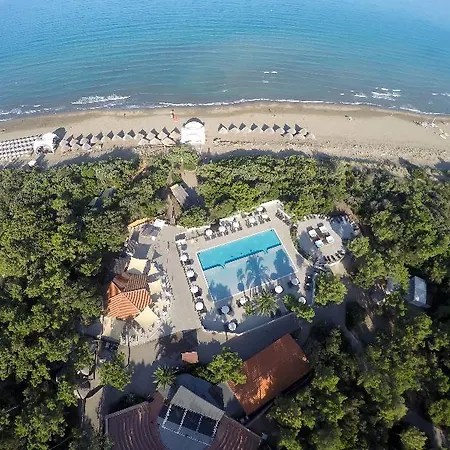 Paradu Ecovillage & Resort Resort 3*