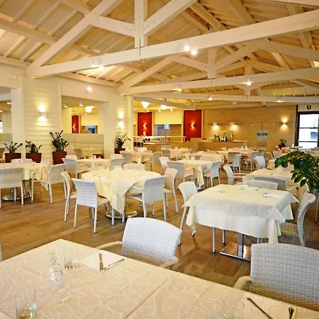 Paradu Ecovillage & Resort 3* Donoratico